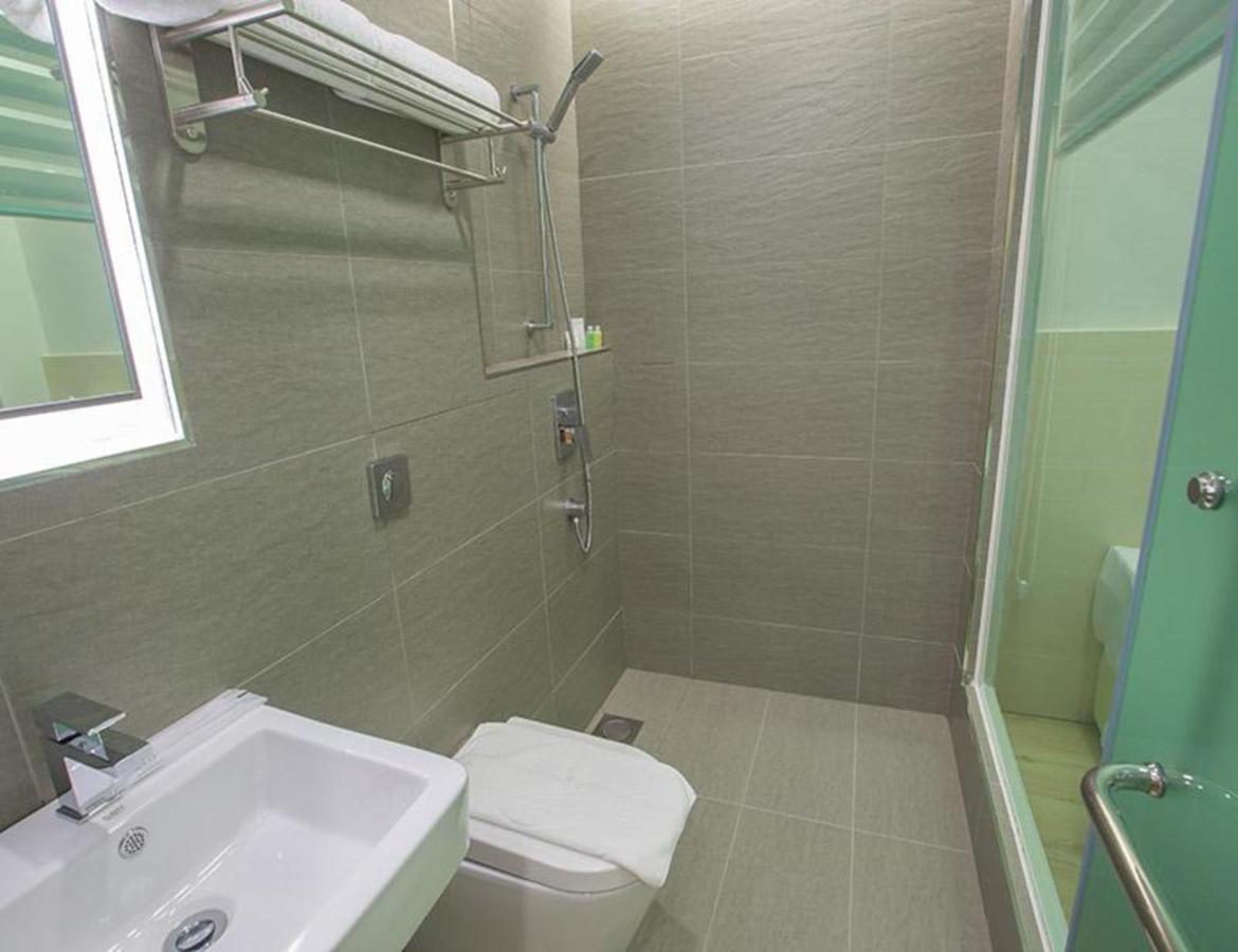 Minimalist Hotel Johor Bahru Ngoại thất bức ảnh
