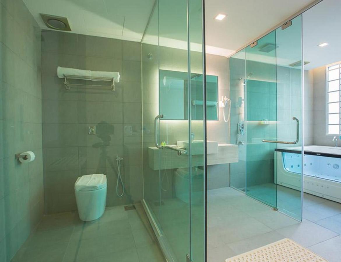 Minimalist Hotel Johor Bahru Ngoại thất bức ảnh